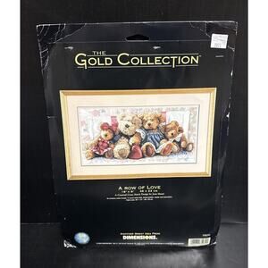 A Row Of Love Teddy Bears Count Cross Stitch Kit Dimensions Gold Collection